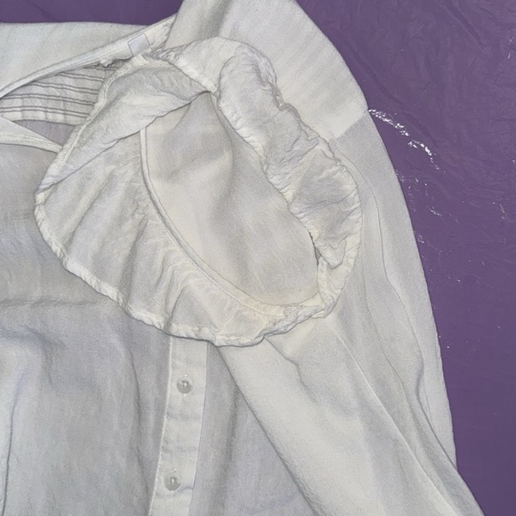 Jane and Delancey White Flutter Sleeve Button Down Shirt - Picture 4 of 6
